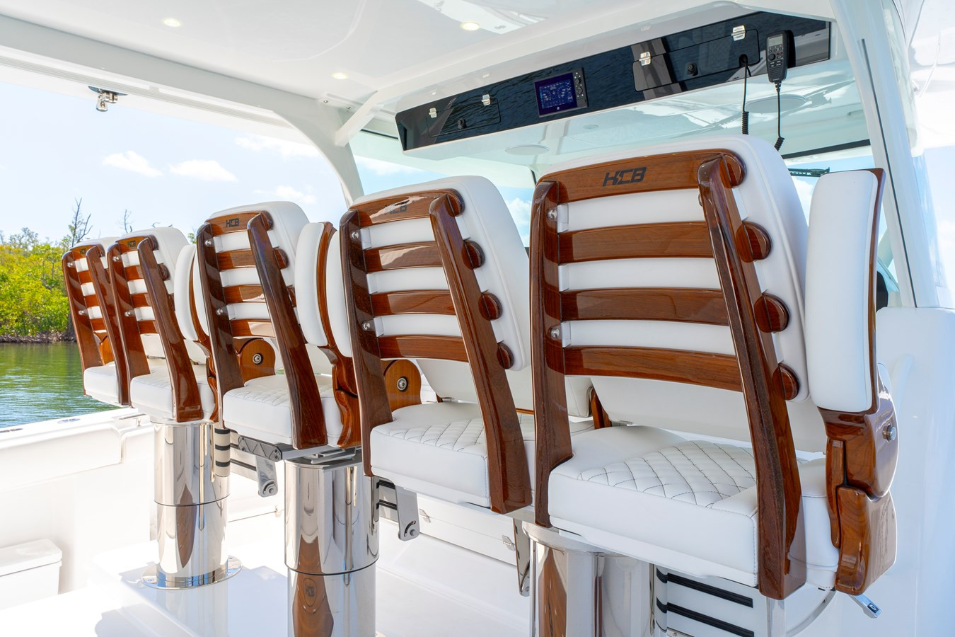 https://arconyachts.ams3.digitaloceanspaces.com/104504/conversions/large_4652869-optimize.jpg
