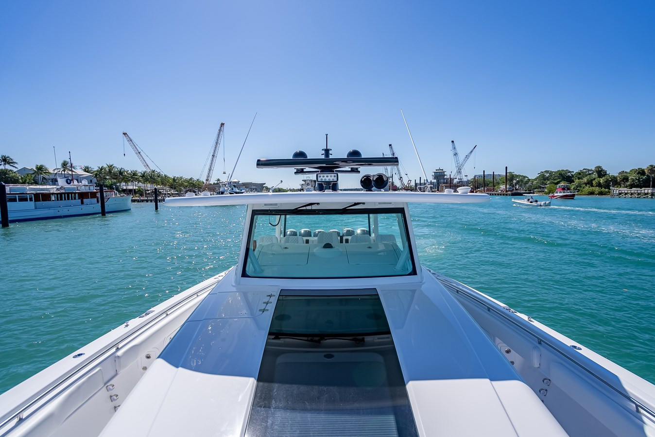 https://arconyachts.ams3.digitaloceanspaces.com/104566/conversions/large_4658536-optimize.jpg