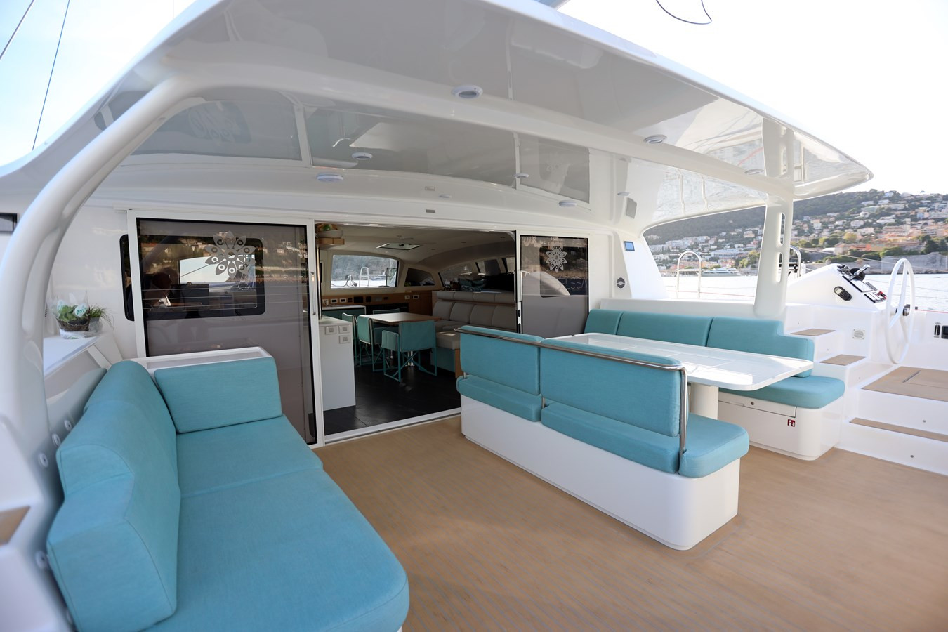 https://arconyachts.ams3.digitaloceanspaces.com/104690/conversions/large_3668838-optimize.jpg