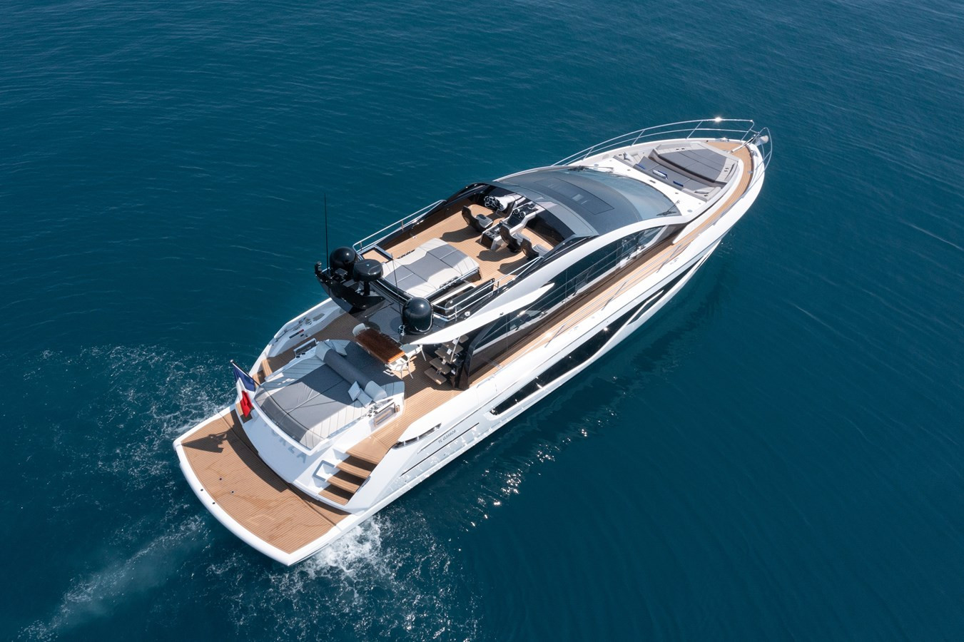 https://arconyachts.ams3.digitaloceanspaces.com/104735/conversions/large_4056086-optimize.jpg