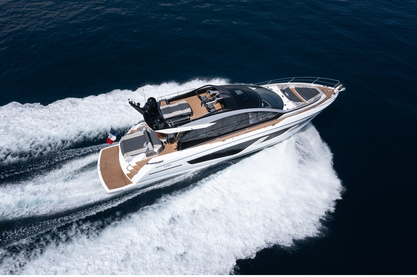 https://arconyachts.ams3.digitaloceanspaces.com/104784/conversions/large_4056104-optimize.jpg