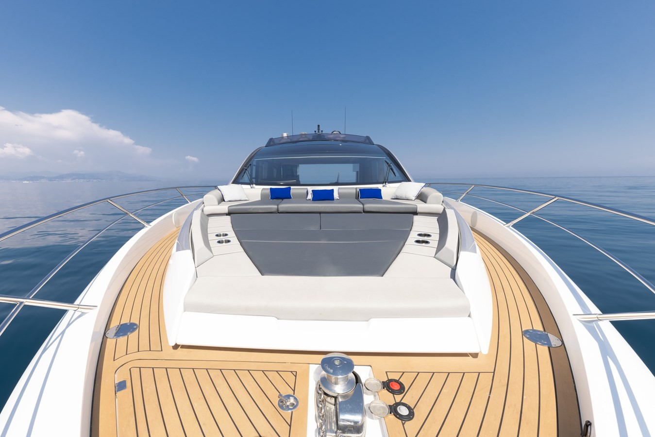 https://arconyachts.ams3.digitaloceanspaces.com/104820/conversions/large_4056116-optimize.jpg