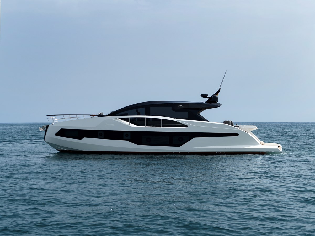 https://arconyachts.ams3.digitaloceanspaces.com/104843/conversions/large_3648451-optimize.jpg