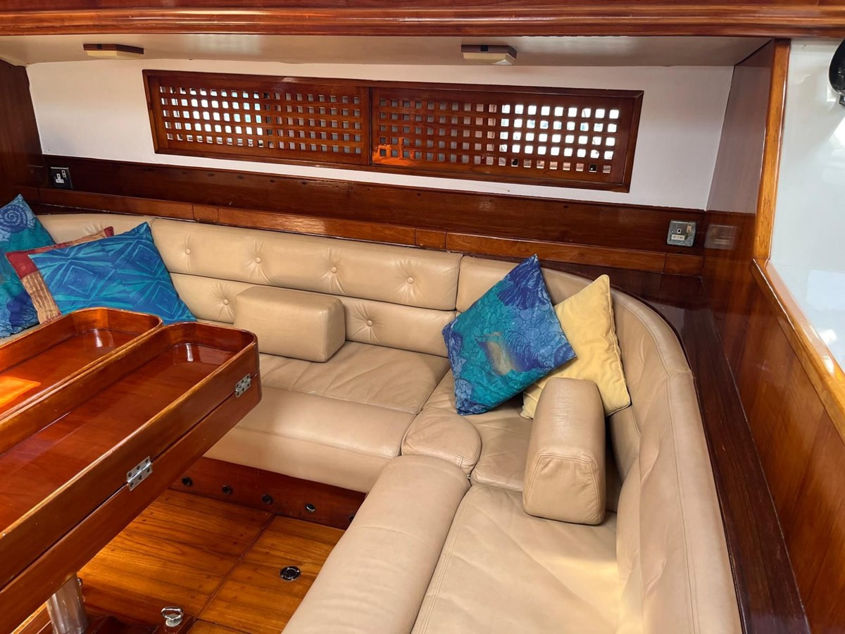 https://arconyachts.ams3.digitaloceanspaces.com/104907/conversions/large_4573787-optimize.jpg