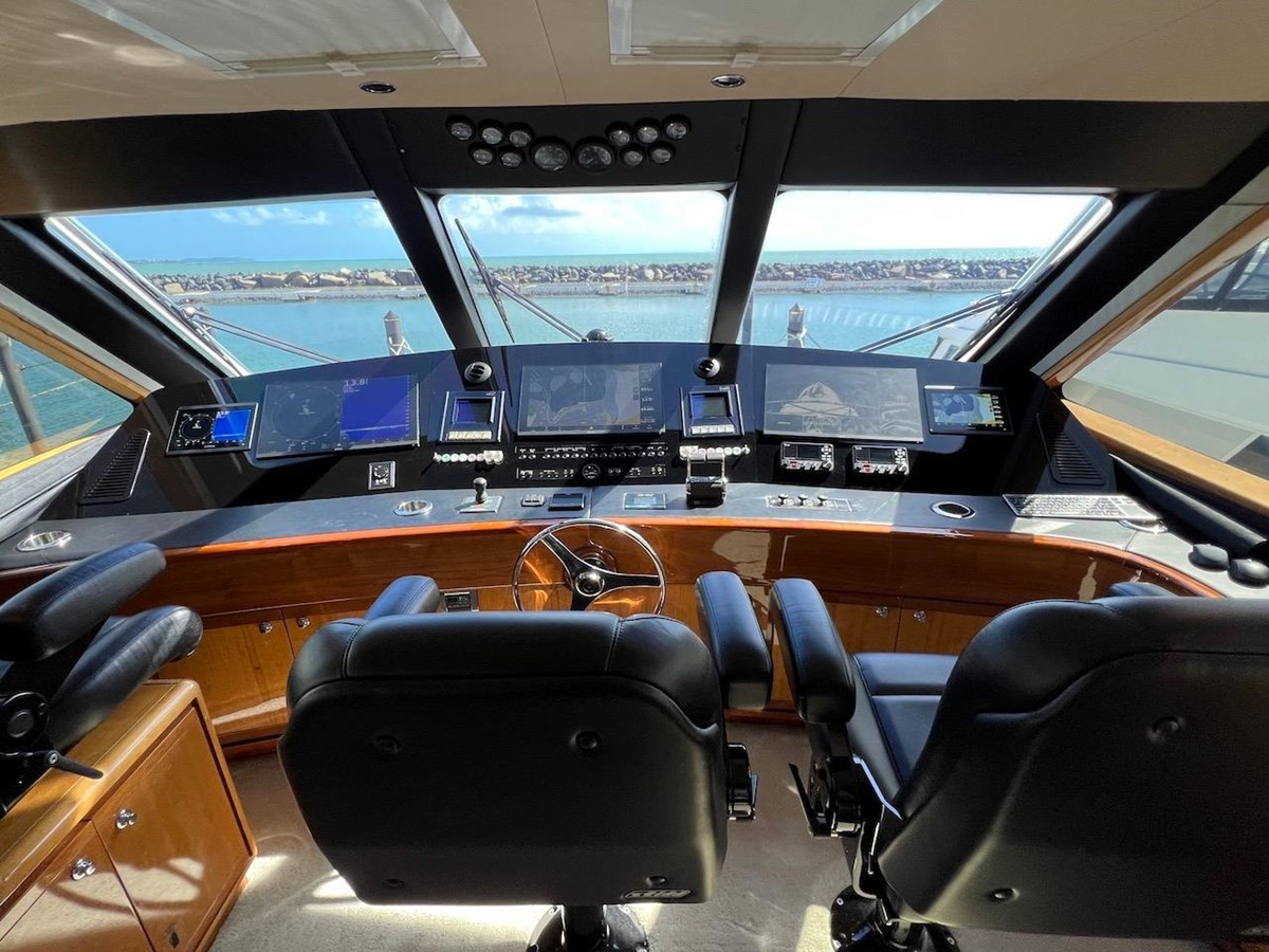 https://arconyachts.ams3.digitaloceanspaces.com/104953/conversions/large_4088913-optimize.jpg