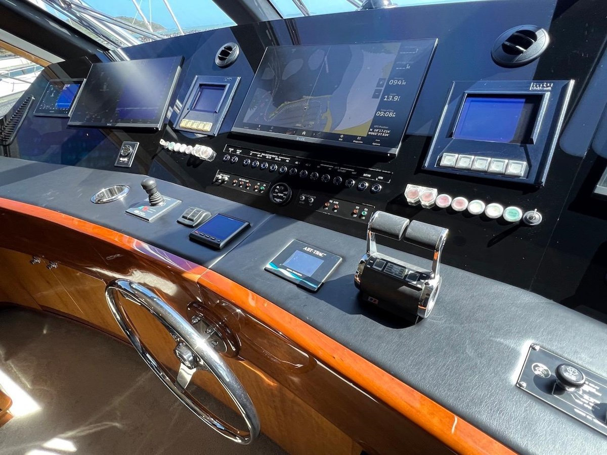 https://arconyachts.ams3.digitaloceanspaces.com/104968/conversions/large_4088918-optimize.jpg