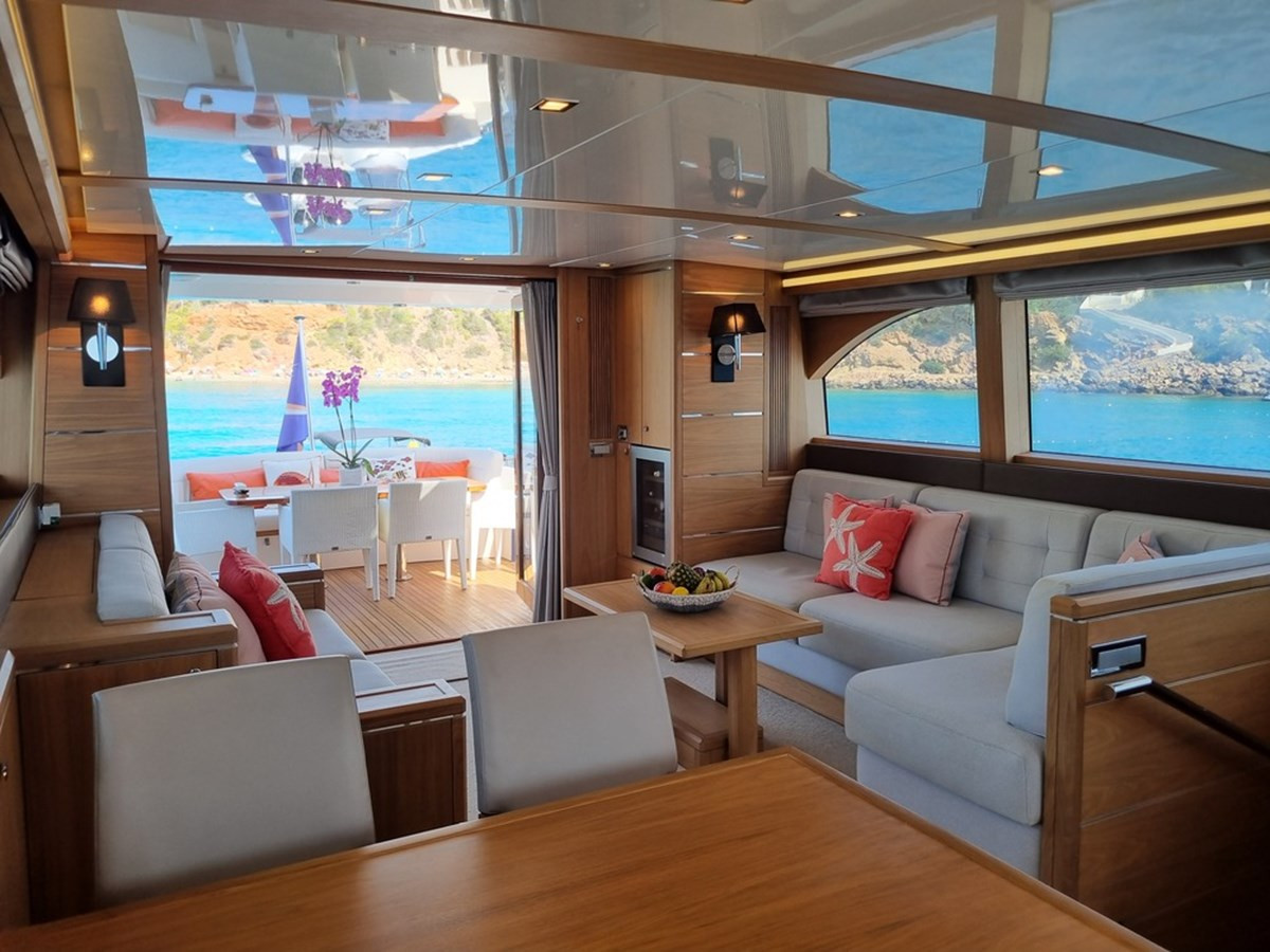 https://arconyachts.ams3.digitaloceanspaces.com/105007/conversions/large_3877061-optimize.jpg