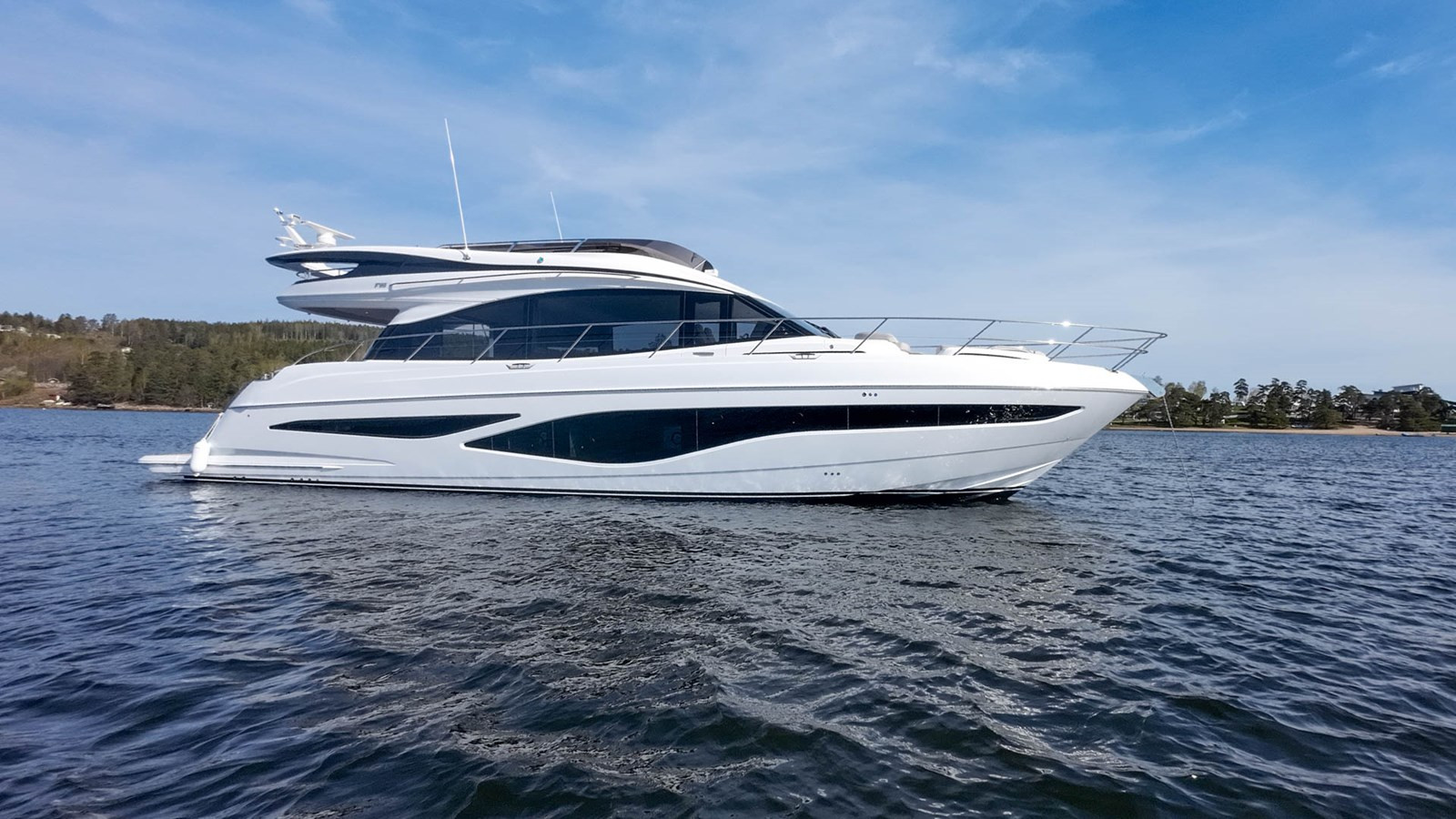 https://arconyachts.ams3.digitaloceanspaces.com/105146/conversions/large_4679251-optimize.jpg