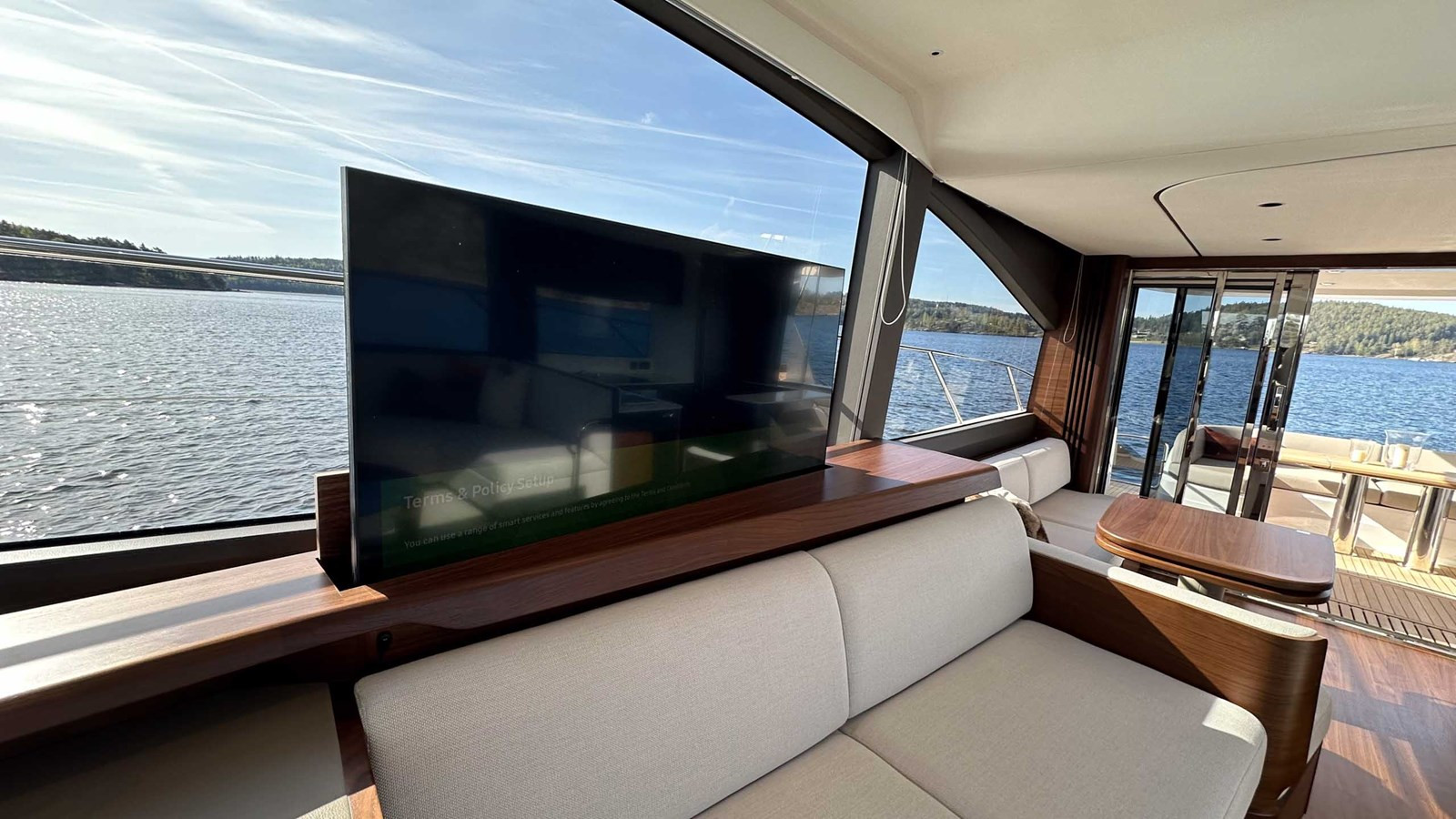 https://arconyachts.ams3.digitaloceanspaces.com/105253/conversions/large_4679355-optimize.jpg