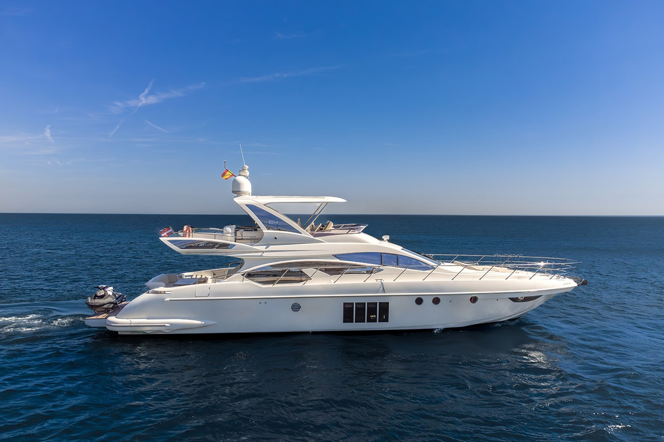 https://arconyachts.ams3.digitaloceanspaces.com/105285/conversions/large_3944671-optimize.jpg
