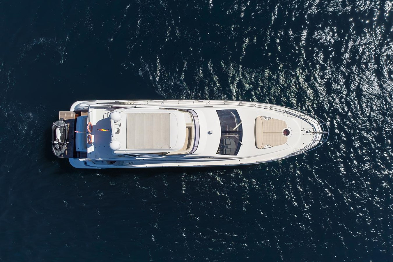 https://arconyachts.ams3.digitaloceanspaces.com/105301/conversions/large_3944672-optimize.jpg