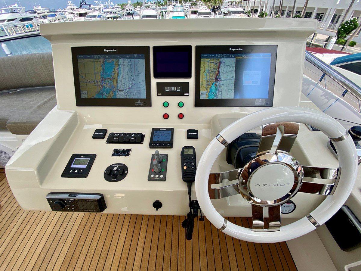 https://arconyachts.ams3.digitaloceanspaces.com/105565/conversions/large_3114008-optimize.jpg