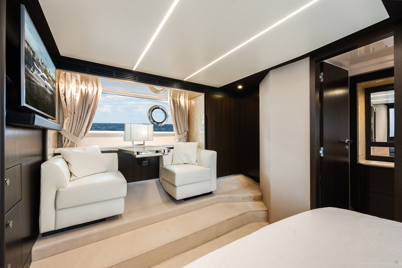 https://arconyachts.ams3.digitaloceanspaces.com/105594/conversions/large_4033901-optimize.jpg