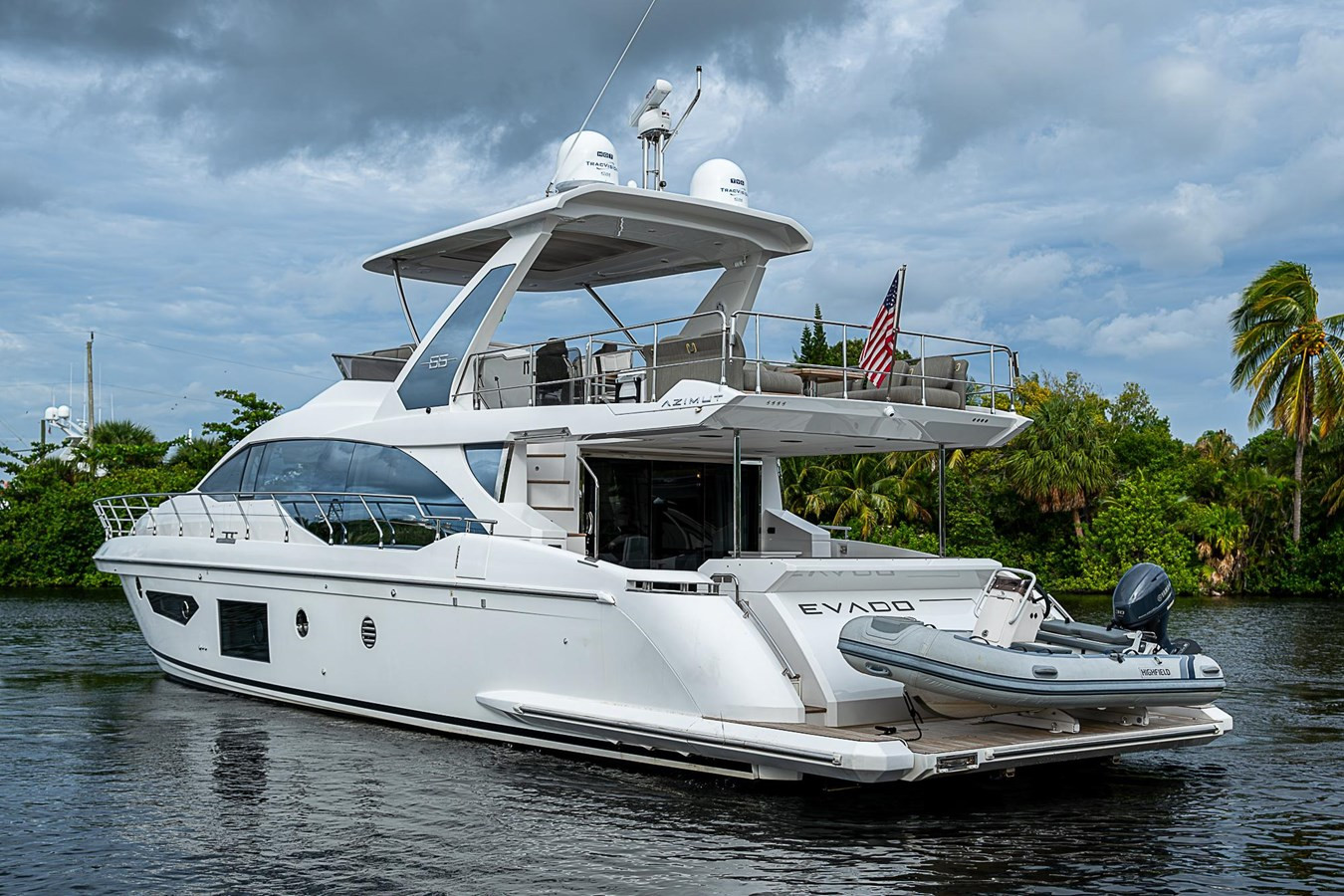https://arconyachts.ams3.digitaloceanspaces.com/105942/conversions/large_4409308-optimize.jpg