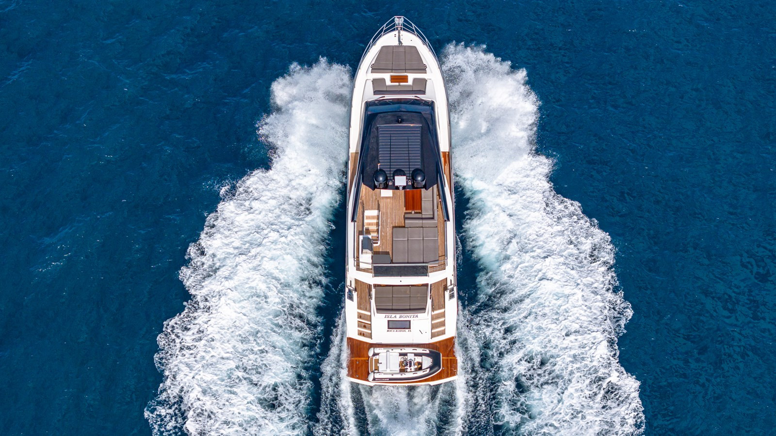 https://arconyachts.ams3.digitaloceanspaces.com/105945/conversions/large_4470130-optimize.jpg