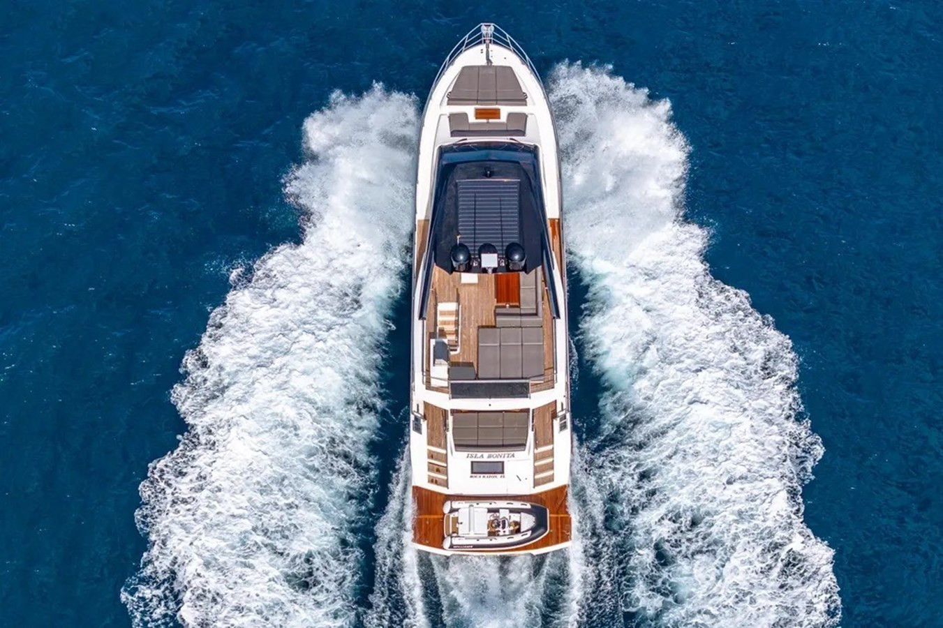 https://arconyachts.ams3.digitaloceanspaces.com/105982/conversions/large_4544965-optimize.jpg