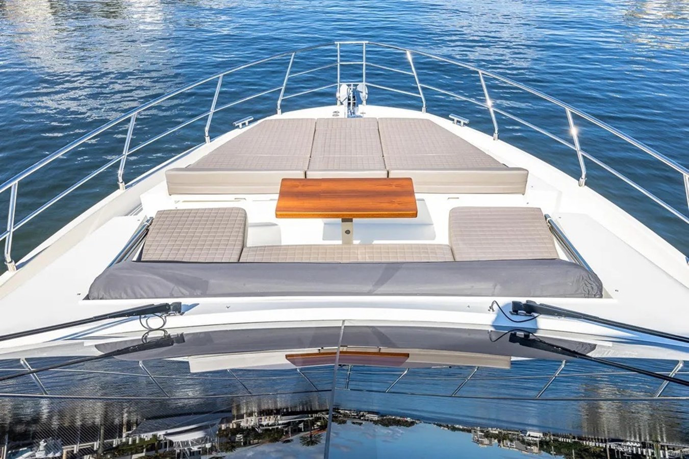 https://arconyachts.ams3.digitaloceanspaces.com/105997/conversions/large_4544970-optimize.jpg