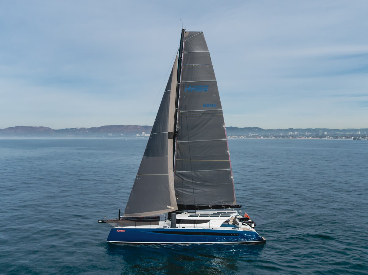 https://arconyachts.ams3.digitaloceanspaces.com/106056/conversions/large_4629421-optimize.jpg