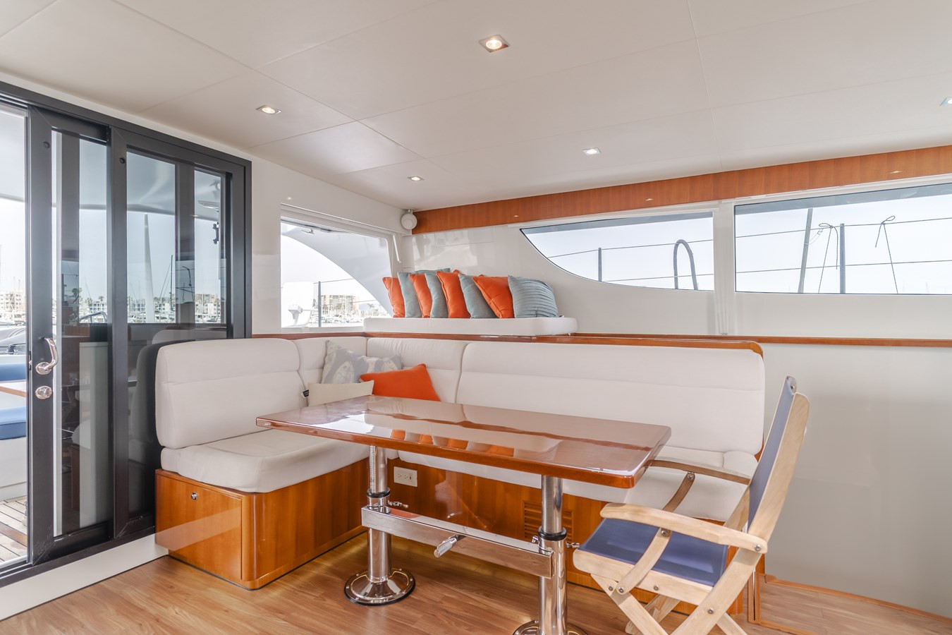 https://arconyachts.ams3.digitaloceanspaces.com/106138/conversions/large_4629450-optimize.jpg