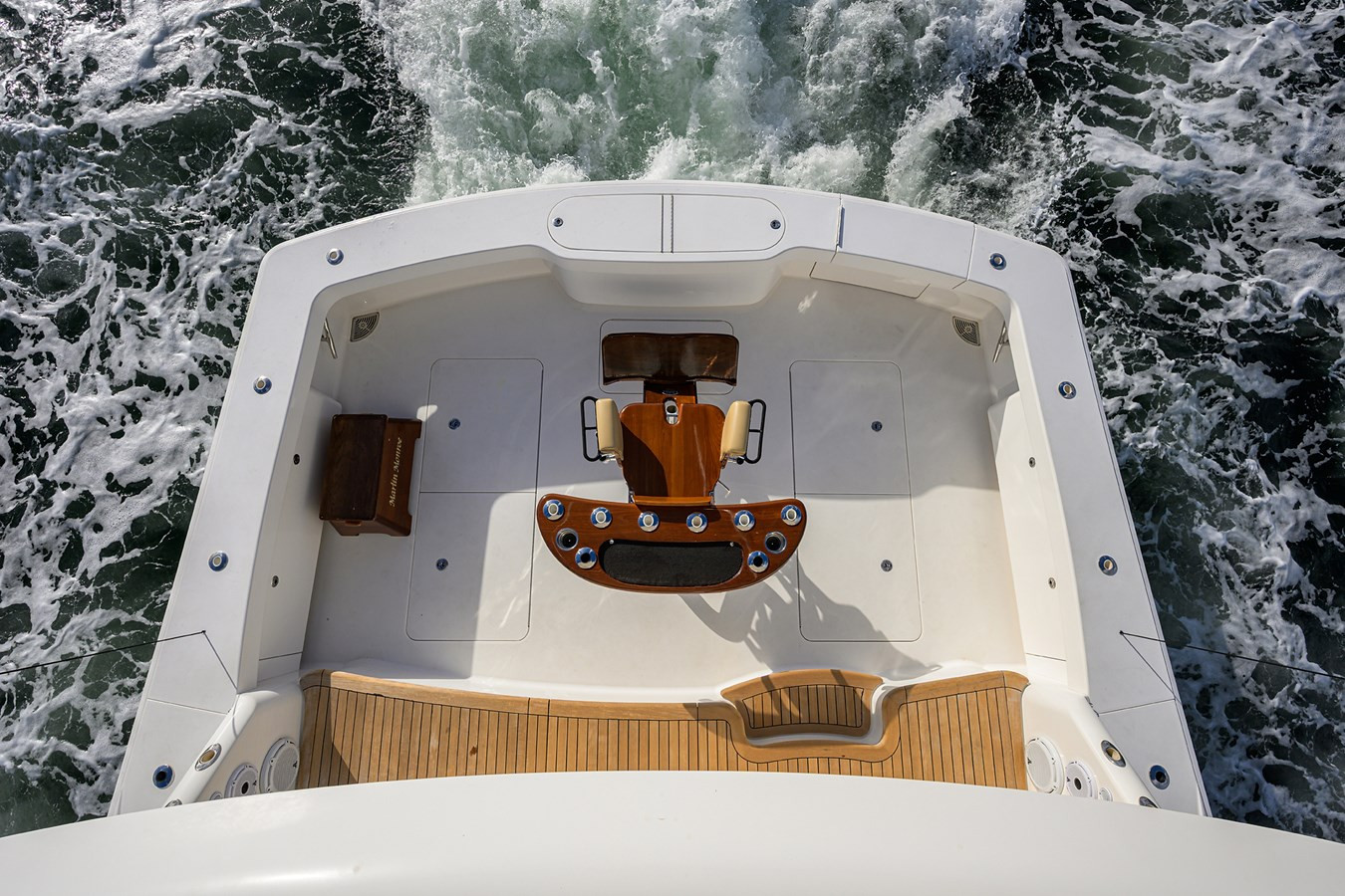 https://arconyachts.ams3.digitaloceanspaces.com/106263/conversions/large_4847901-optimize.jpg