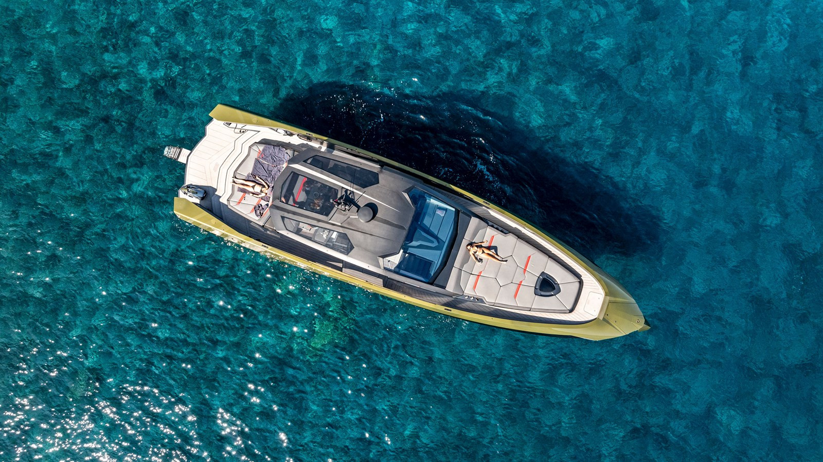https://arconyachts.ams3.digitaloceanspaces.com/106318/conversions/large_4447236-optimize.jpg