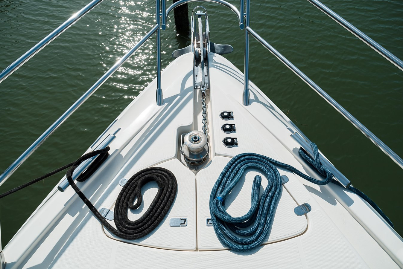 https://arconyachts.ams3.digitaloceanspaces.com/106682/conversions/large_3307848-optimize.jpg
