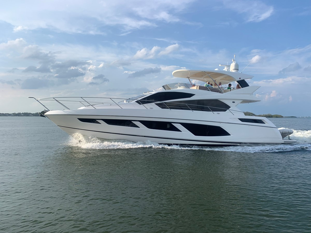 https://arconyachts.ams3.digitaloceanspaces.com/106846/conversions/large_3819793-optimize.jpg