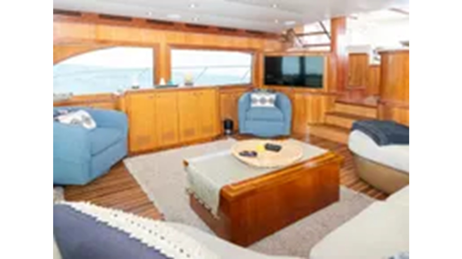 https://arconyachts.ams3.digitaloceanspaces.com/107242/conversions/large_4291624-optimize.jpg