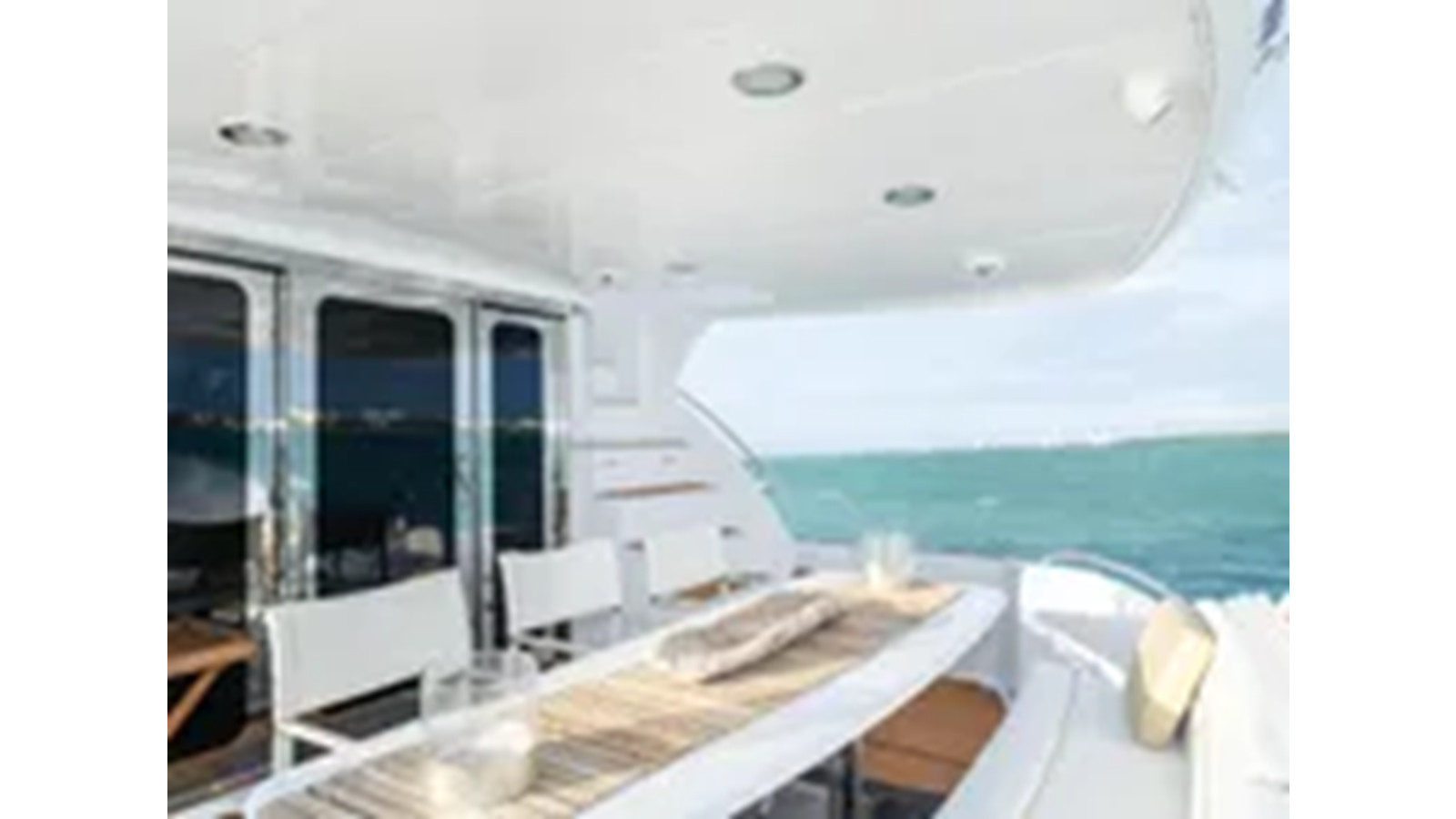 https://arconyachts.ams3.digitaloceanspaces.com/107300/conversions/large_4291643-optimize.jpg