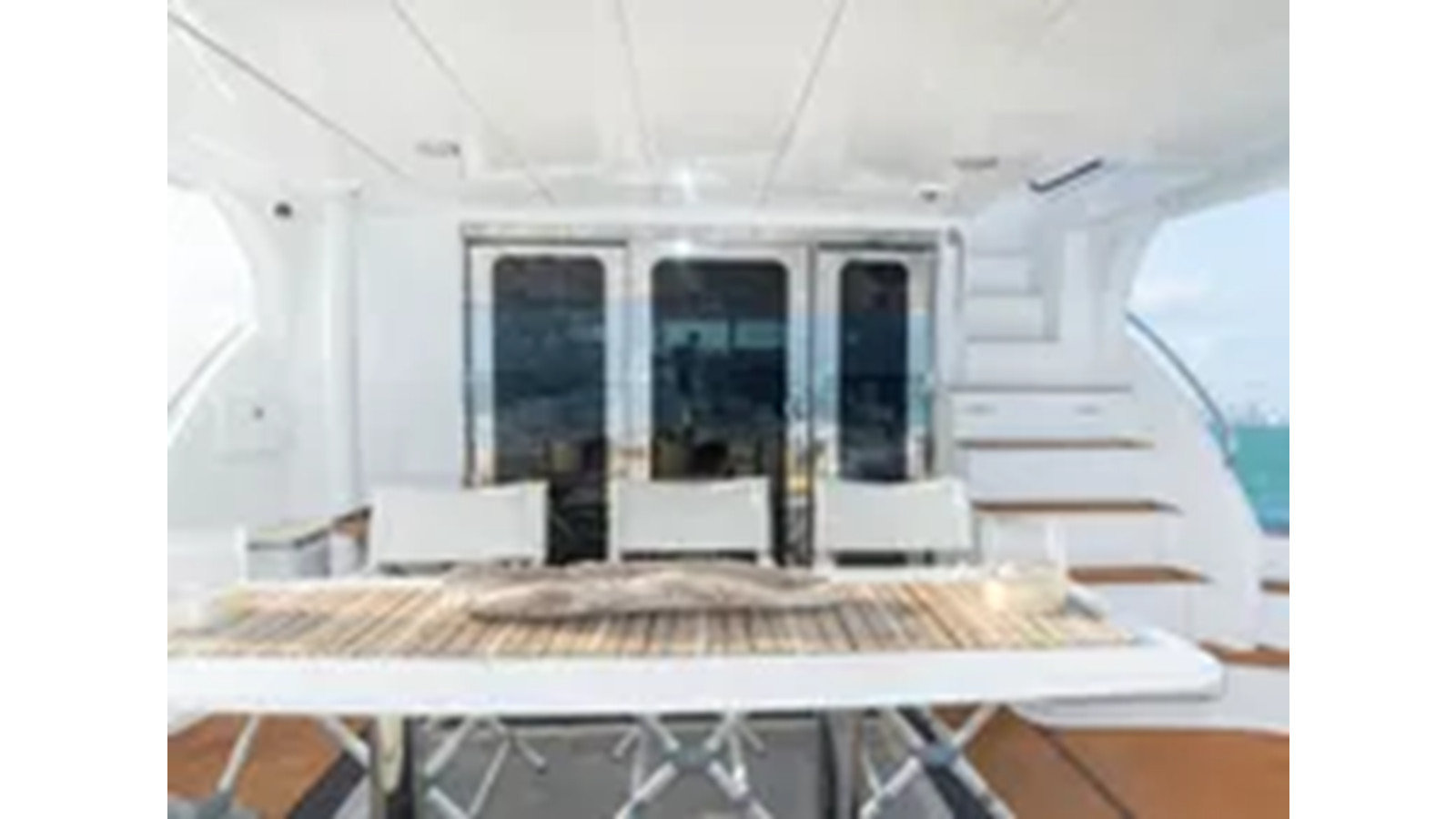 https://arconyachts.ams3.digitaloceanspaces.com/107308/conversions/large_4291647-optimize.jpg