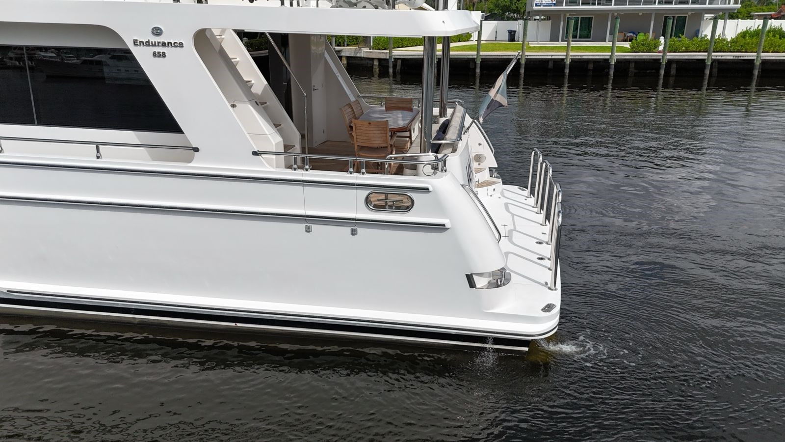 https://arconyachts.ams3.digitaloceanspaces.com/107366/conversions/large_4697919-optimize.jpg