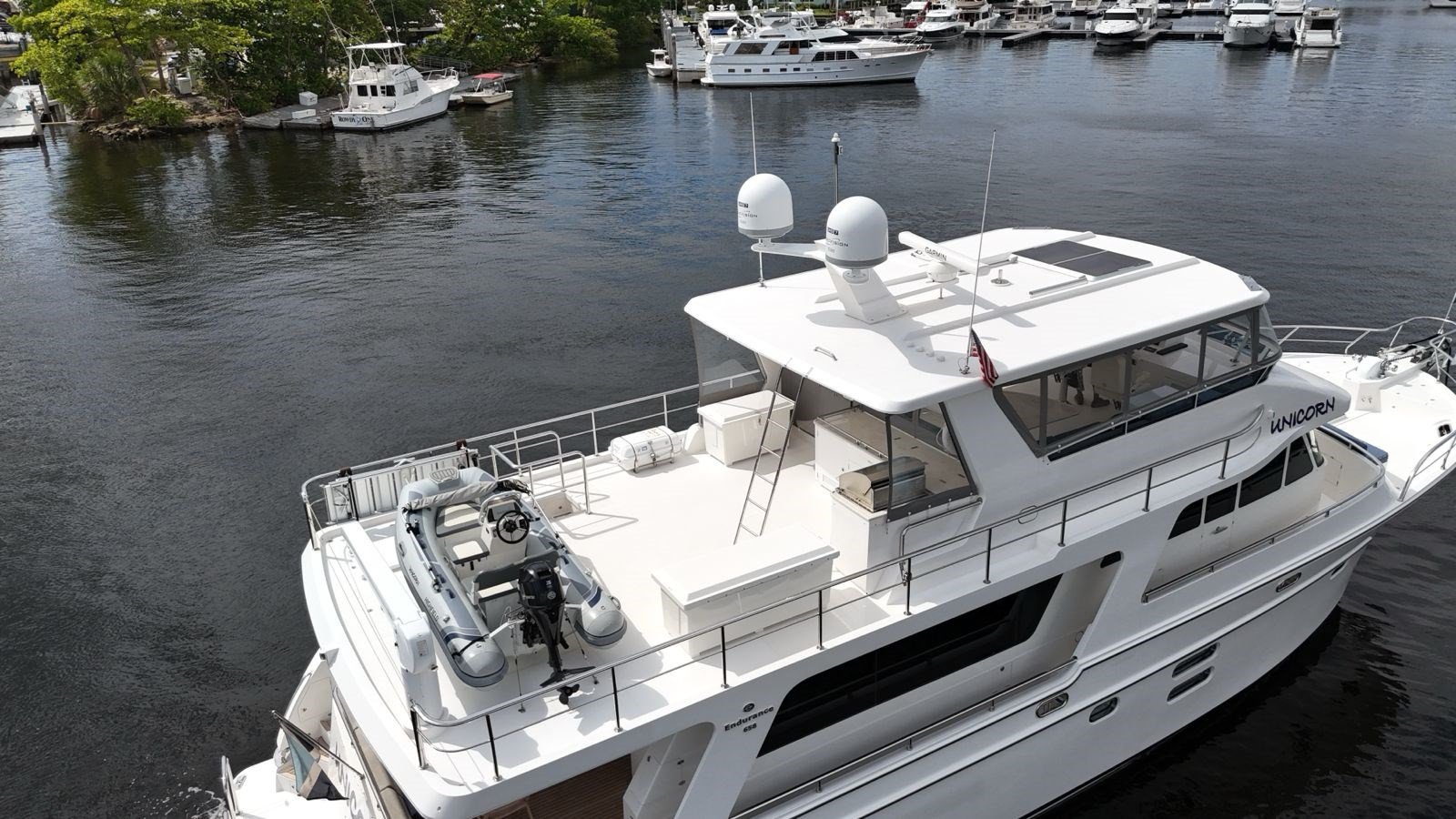 https://arconyachts.ams3.digitaloceanspaces.com/107380/conversions/large_4697924-optimize.jpg