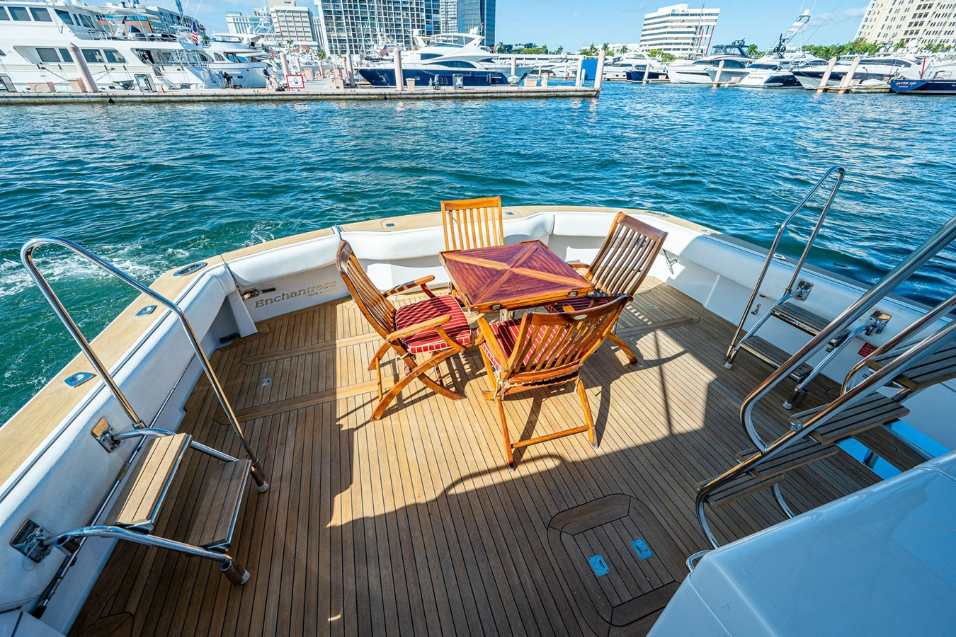https://arconyachts.ams3.digitaloceanspaces.com/107385/conversions/large_4507203-optimize.jpg
