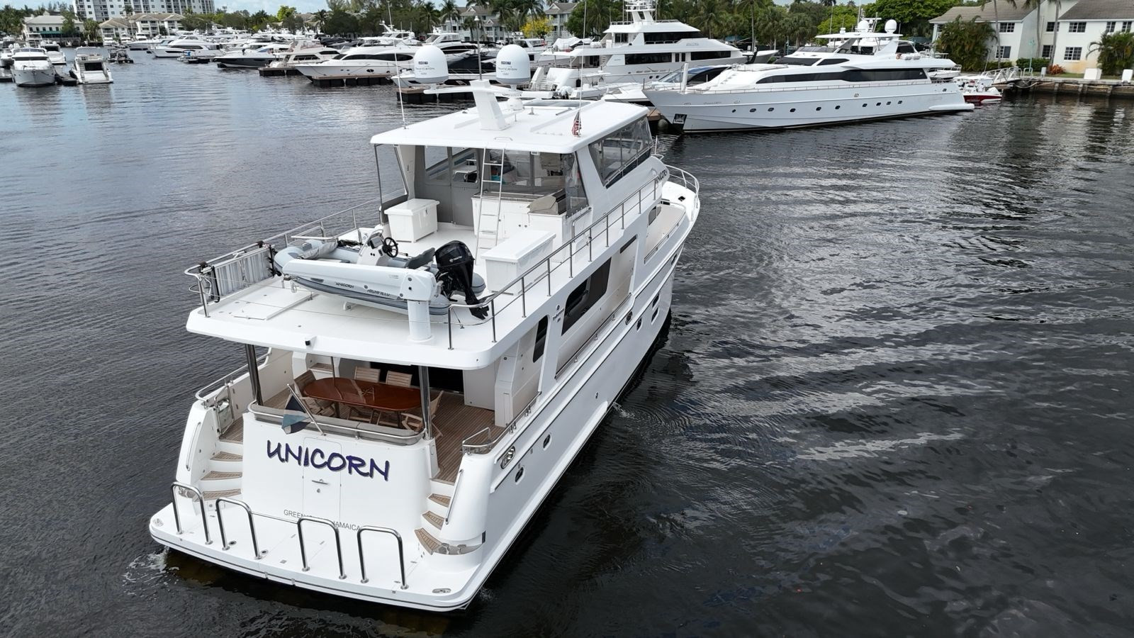 https://arconyachts.ams3.digitaloceanspaces.com/107435/conversions/large_4697941-optimize.jpg