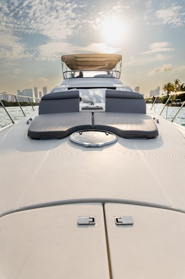 https://arconyachts.ams3.digitaloceanspaces.com/107468/conversions/large_4576375-optimize.jpg