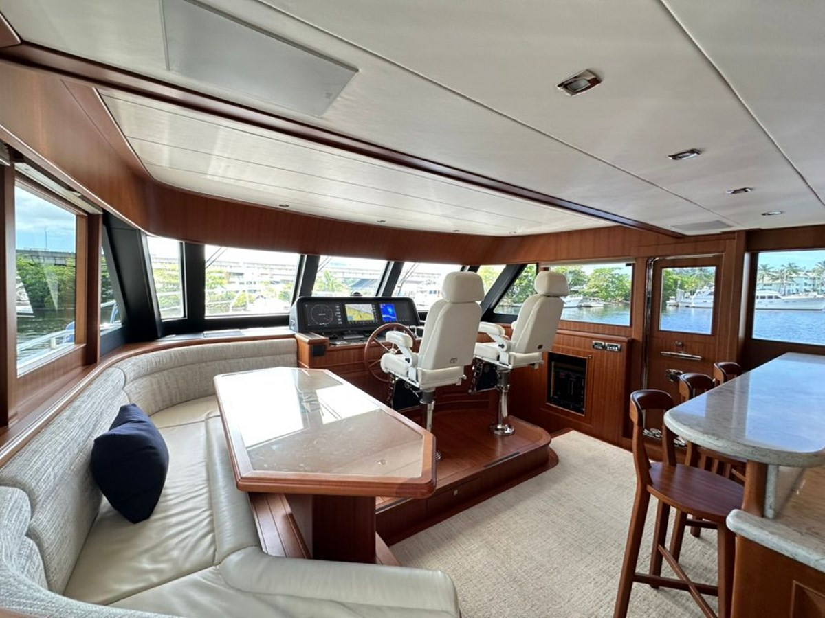 https://arconyachts.ams3.digitaloceanspaces.com/107479/conversions/large_4697956-optimize.jpg