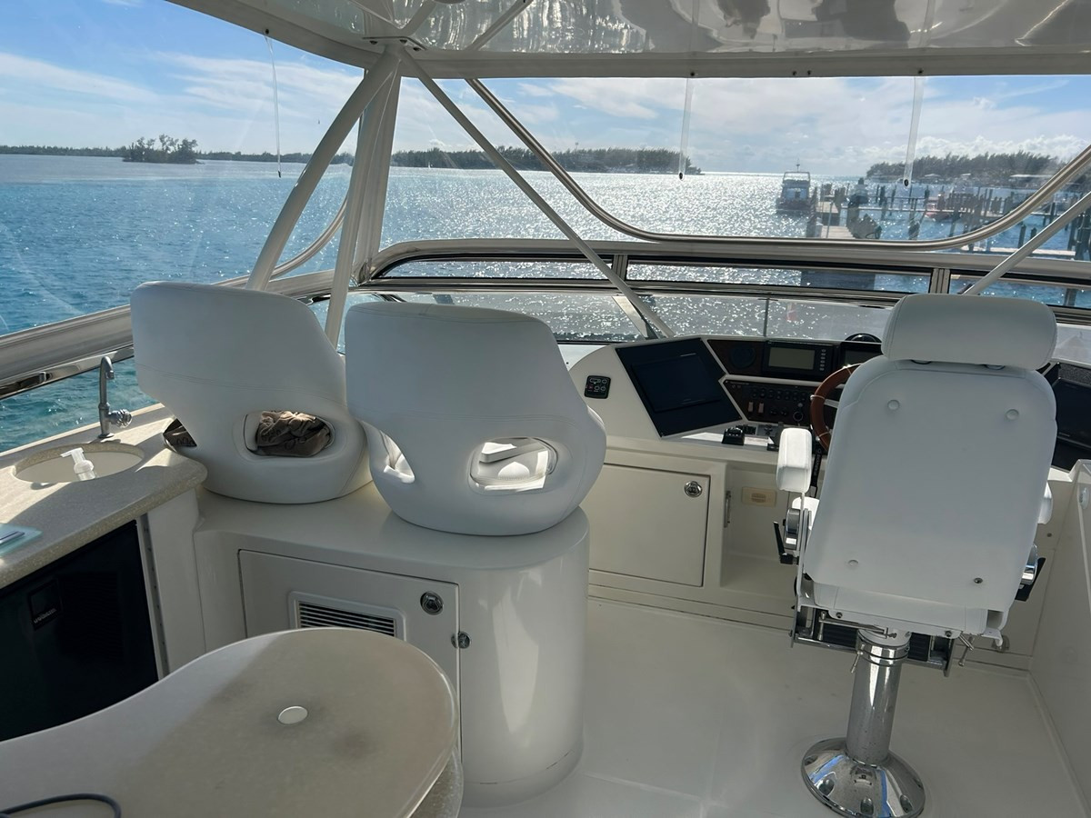 https://arconyachts.ams3.digitaloceanspaces.com/107525/conversions/large_4598618-optimize.jpg