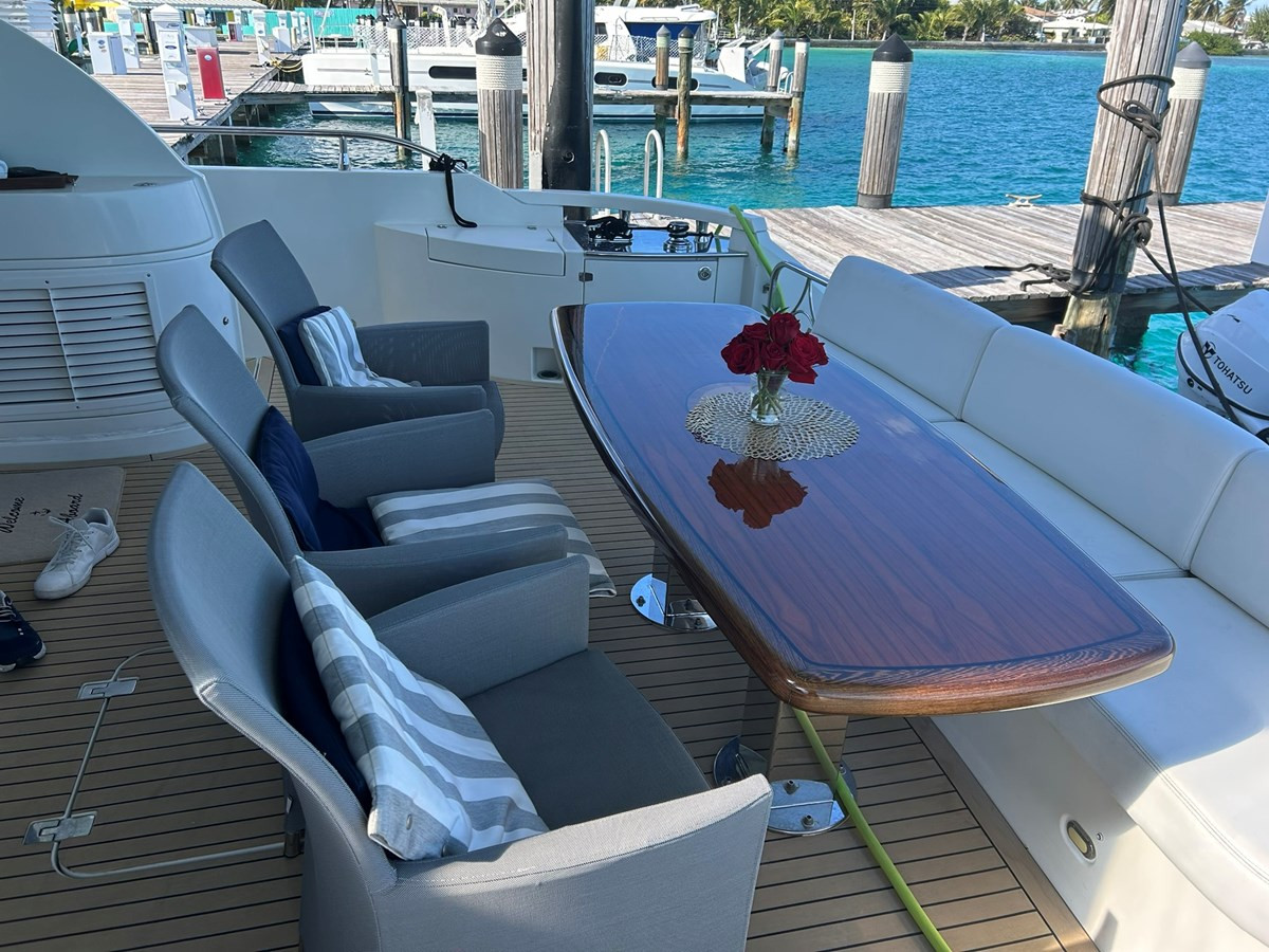 https://arconyachts.ams3.digitaloceanspaces.com/107531/conversions/large_4598619-optimize.jpg