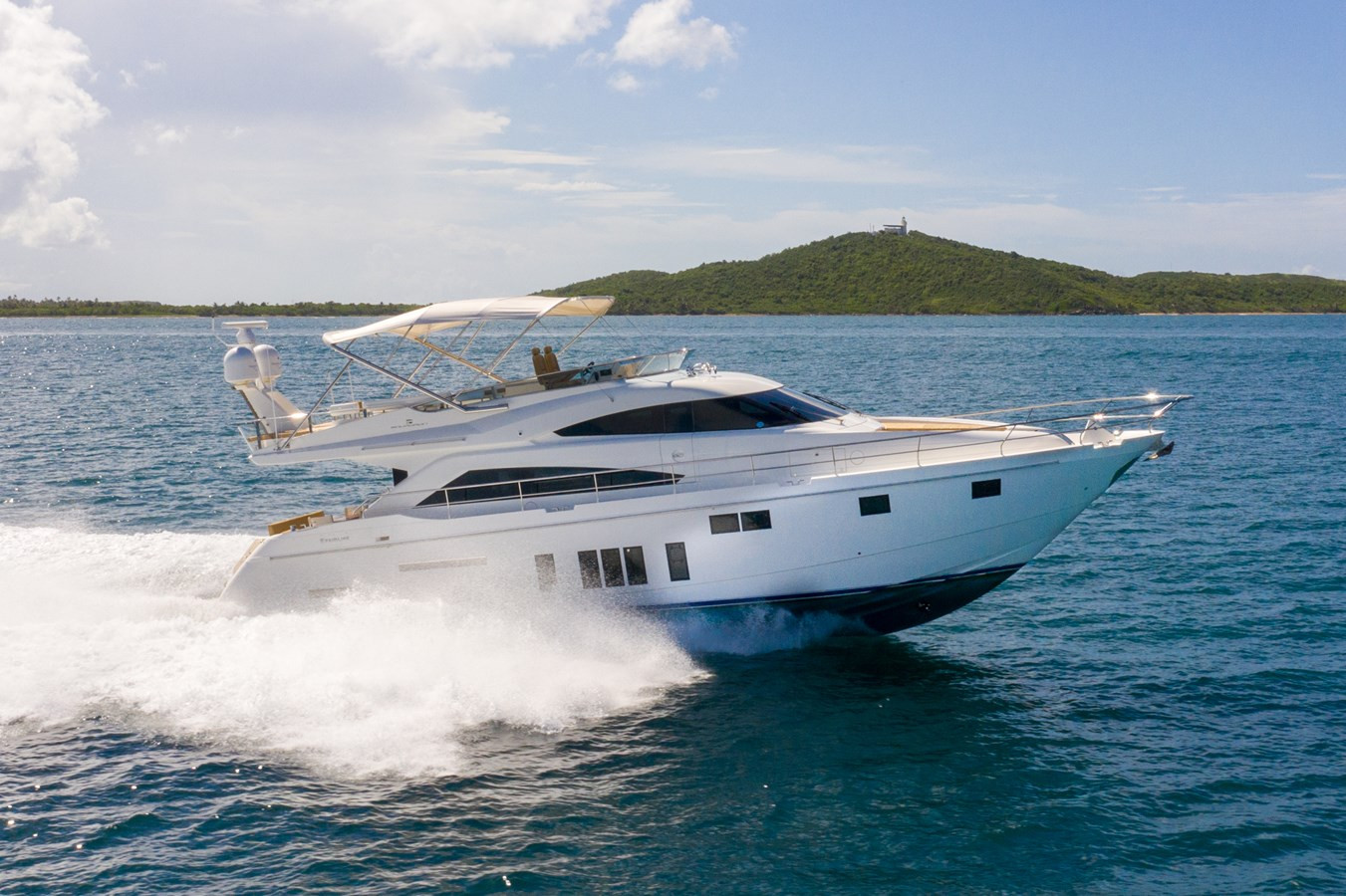 https://arconyachts.ams3.digitaloceanspaces.com/107580/conversions/large_4665727-optimize.jpg