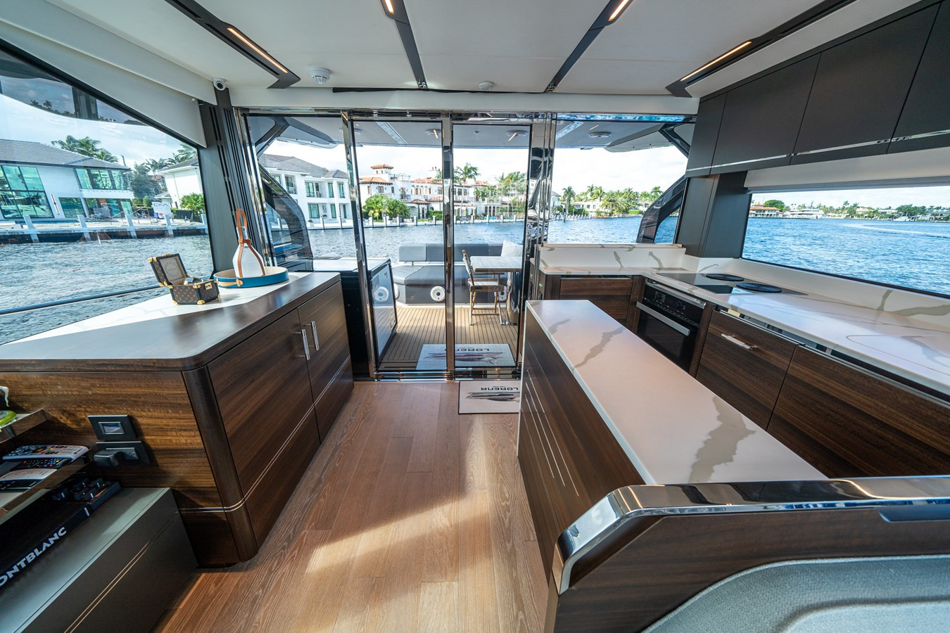 https://arconyachts.ams3.digitaloceanspaces.com/107794/conversions/large_4851625-optimize.jpg