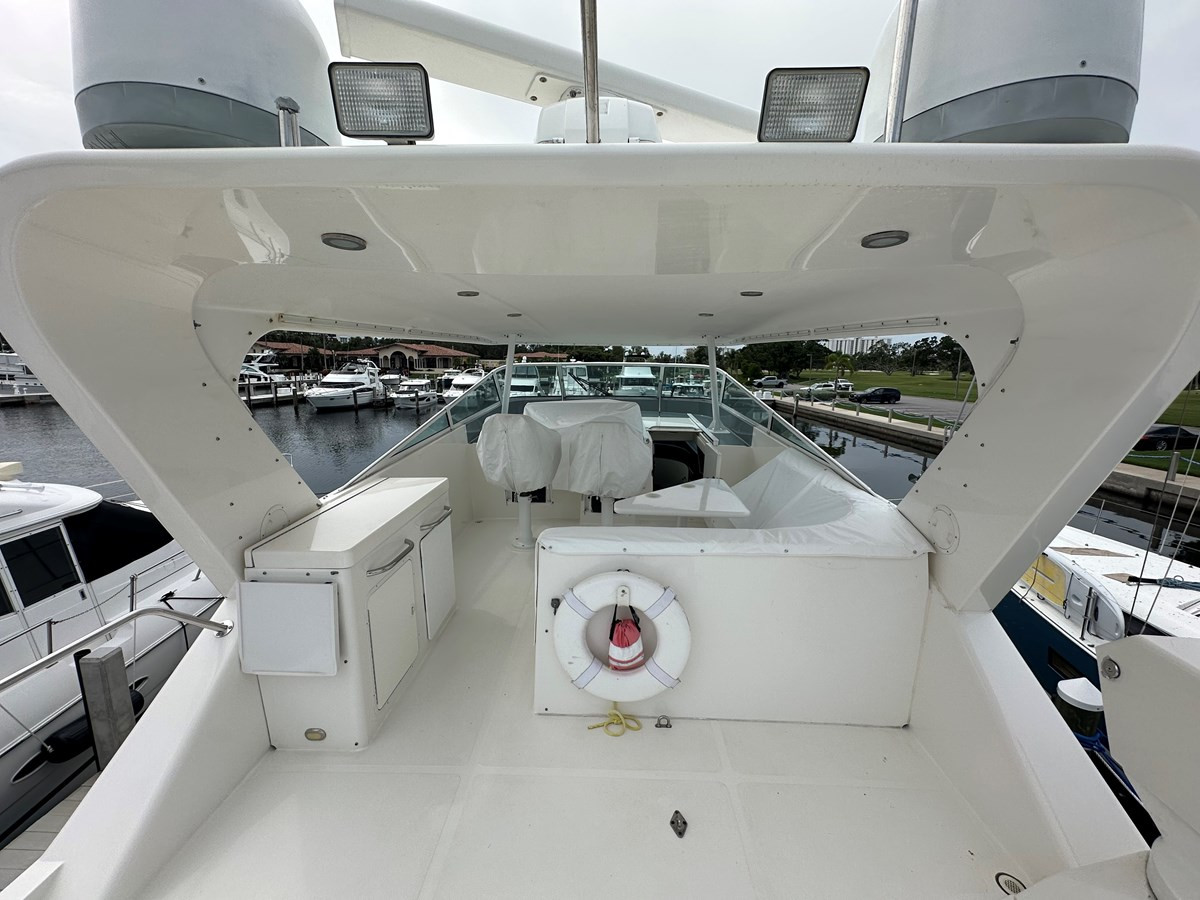 https://arconyachts.ams3.digitaloceanspaces.com/108126/conversions/large_4850588-optimize.jpg