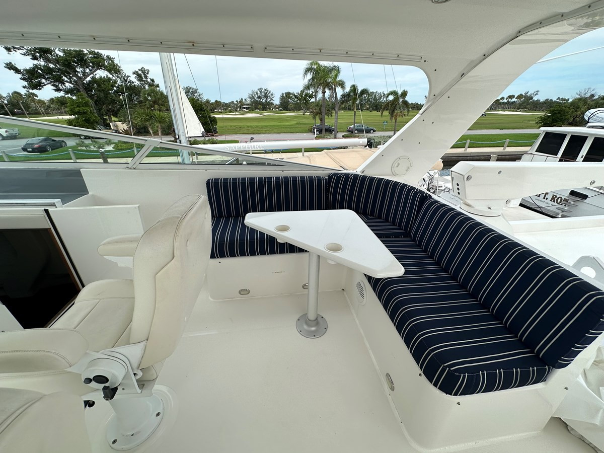 https://arconyachts.ams3.digitaloceanspaces.com/108132/conversions/large_4850590-optimize.jpg