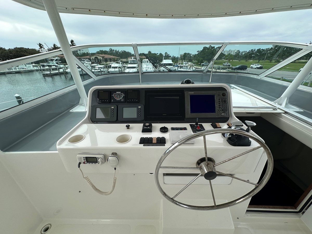 https://arconyachts.ams3.digitaloceanspaces.com/108138/conversions/large_4850592-optimize.jpg