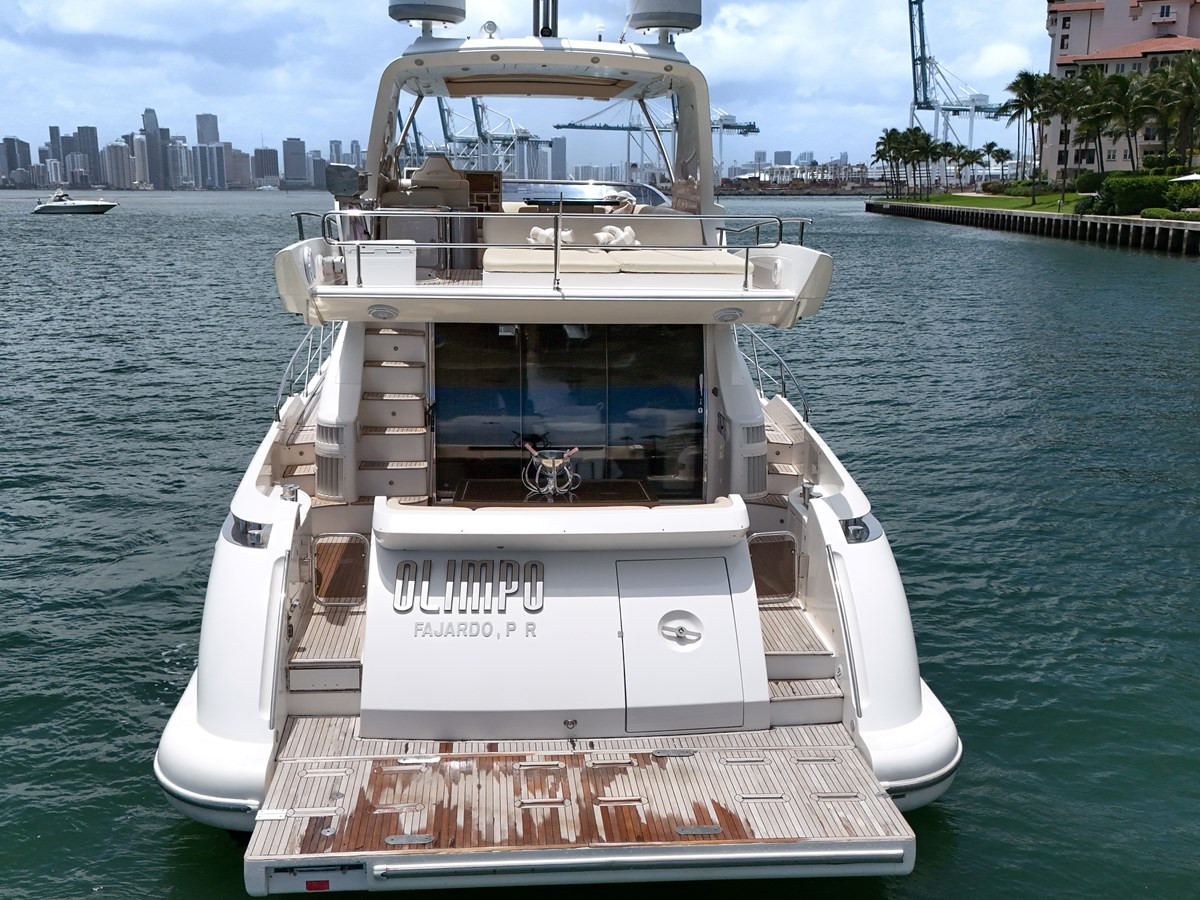 https://arconyachts.ams3.digitaloceanspaces.com/108372/conversions/large_4253978-optimize.jpg