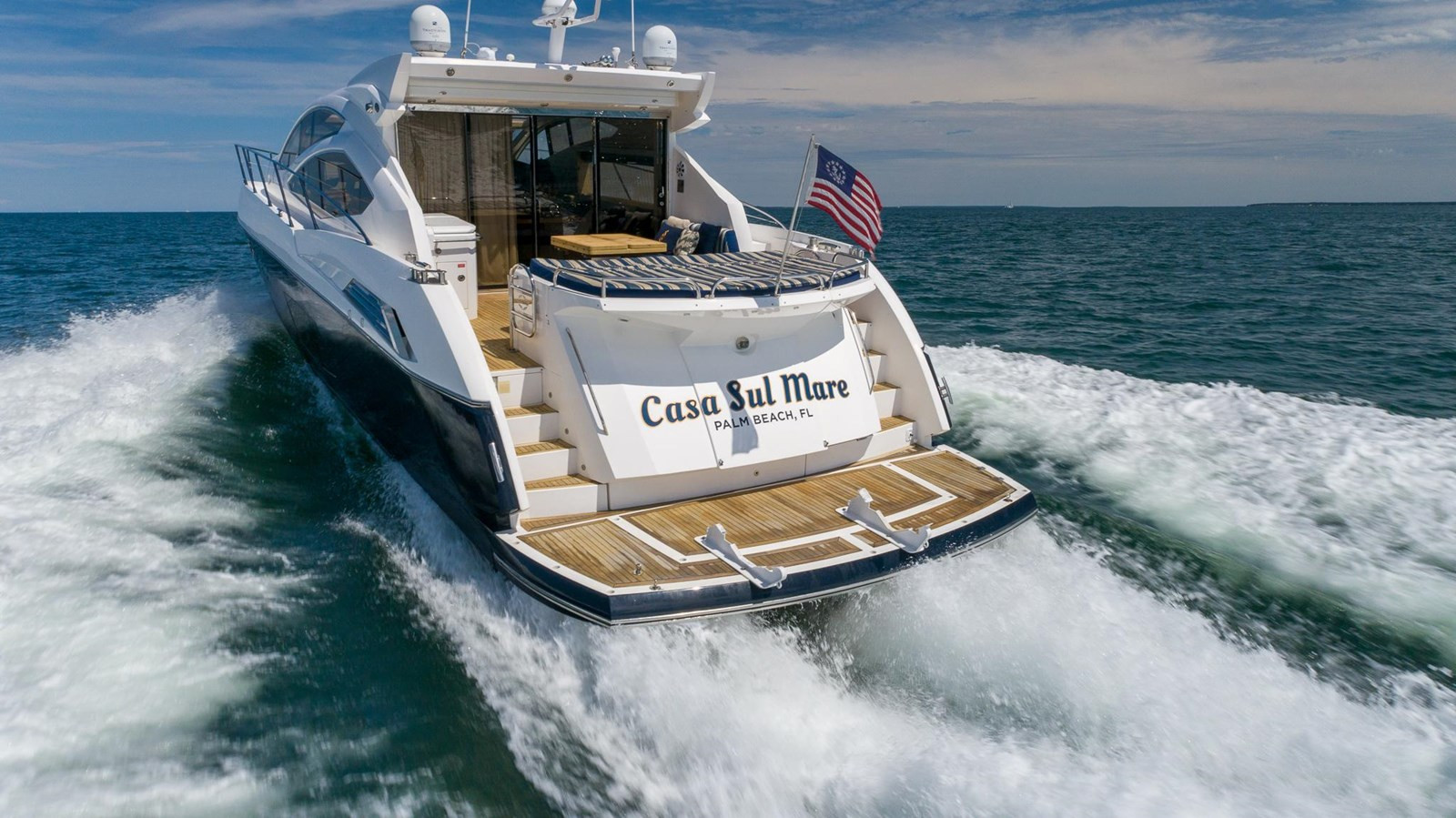 https://arconyachts.ams3.digitaloceanspaces.com/108555/conversions/large_3876122-optimize.jpg
