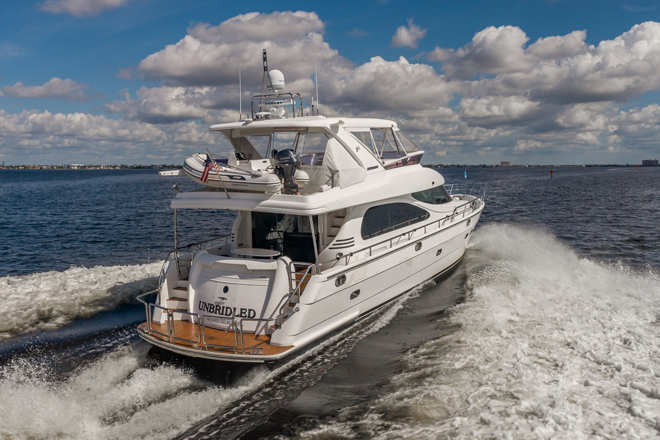 https://arconyachts.ams3.digitaloceanspaces.com/108597/conversions/large_3663677-optimize.jpg
