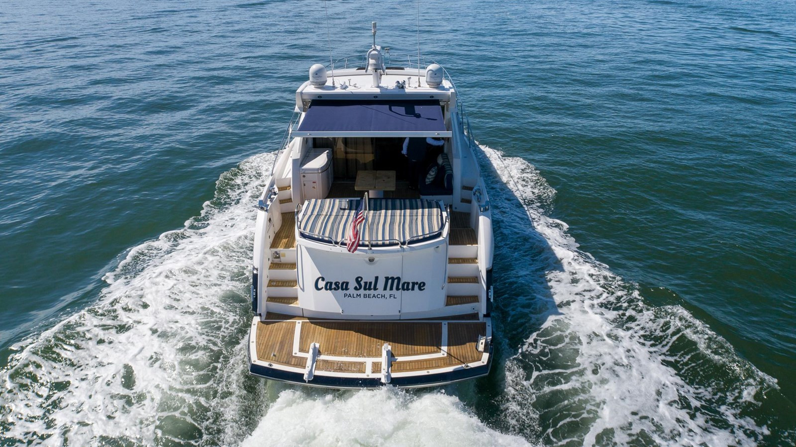 https://arconyachts.ams3.digitaloceanspaces.com/108602/conversions/large_3876138-optimize.jpg