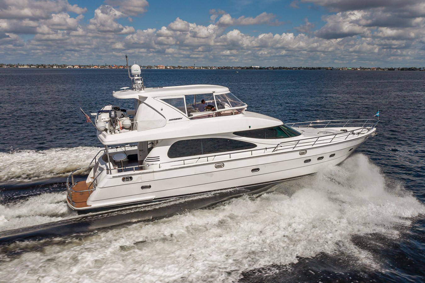 https://arconyachts.ams3.digitaloceanspaces.com/108606/conversions/large_3663680-optimize.jpg