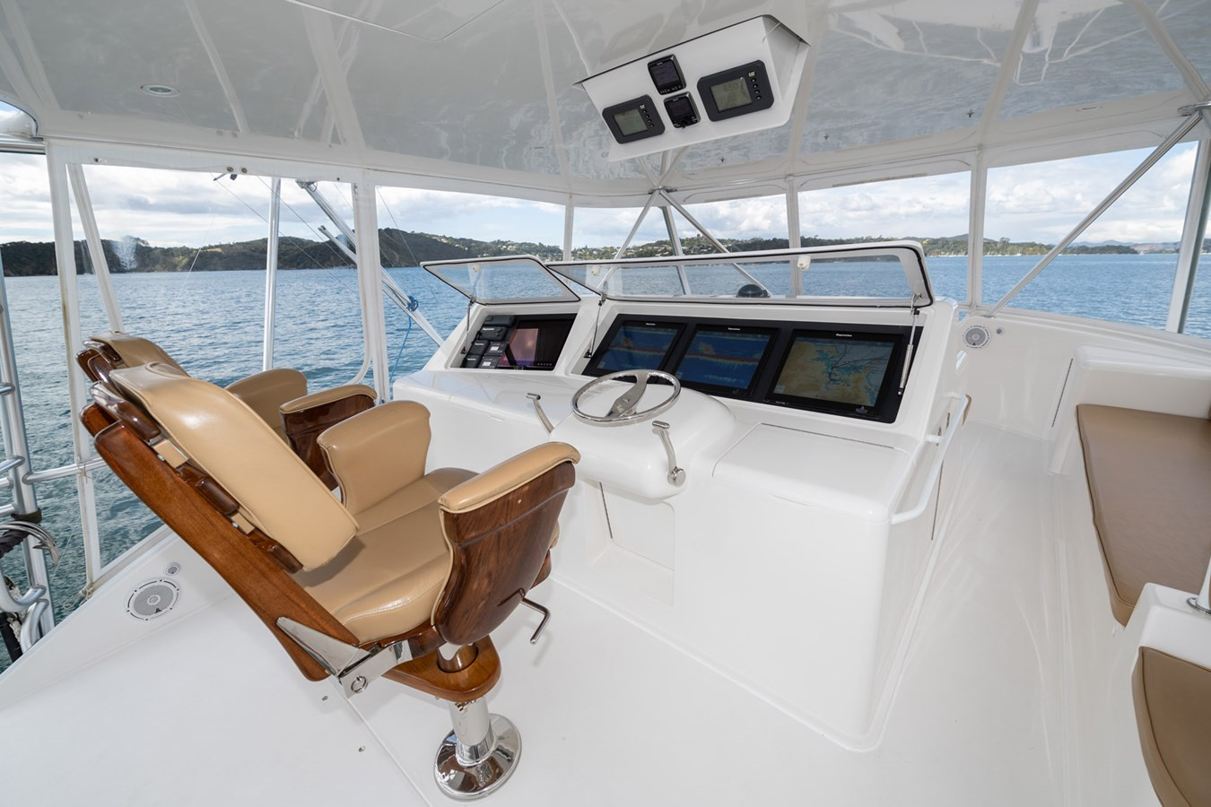 https://arconyachts.ams3.digitaloceanspaces.com/108992/conversions/large_4166918-optimize.jpg
