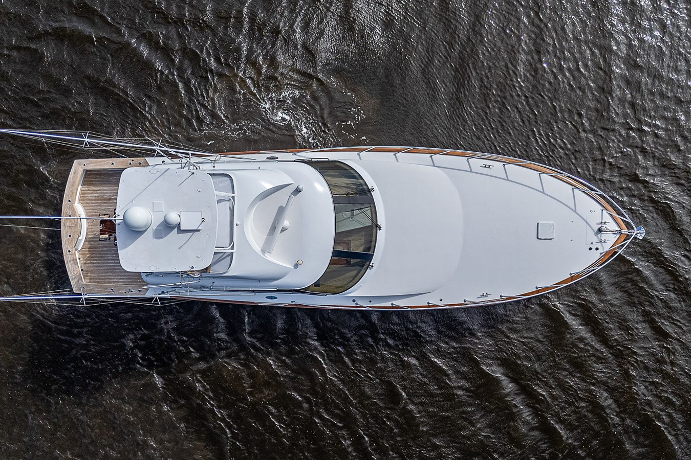 https://arconyachts.ams3.digitaloceanspaces.com/109207/conversions/large_4517783-optimize.jpg